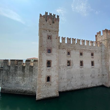 Apartamento Castello Mavino Sirmione Exterior foto